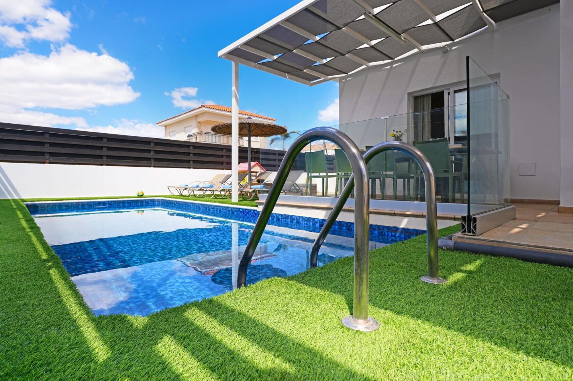 Villa White Star - 100M From Serena Beach 普罗塔拉斯 外观 照片